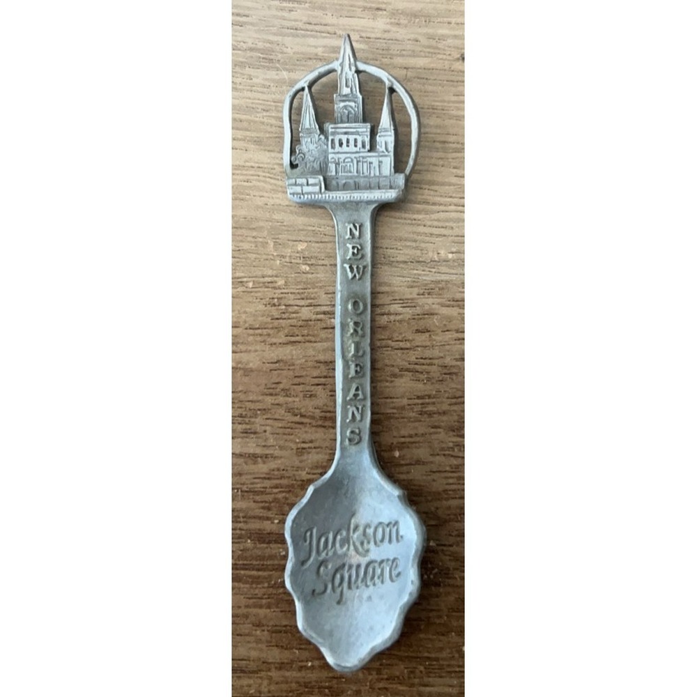 Vintage Collectible Pewter Jackson Square New Orleans Souvenir Spoon. Vintage co